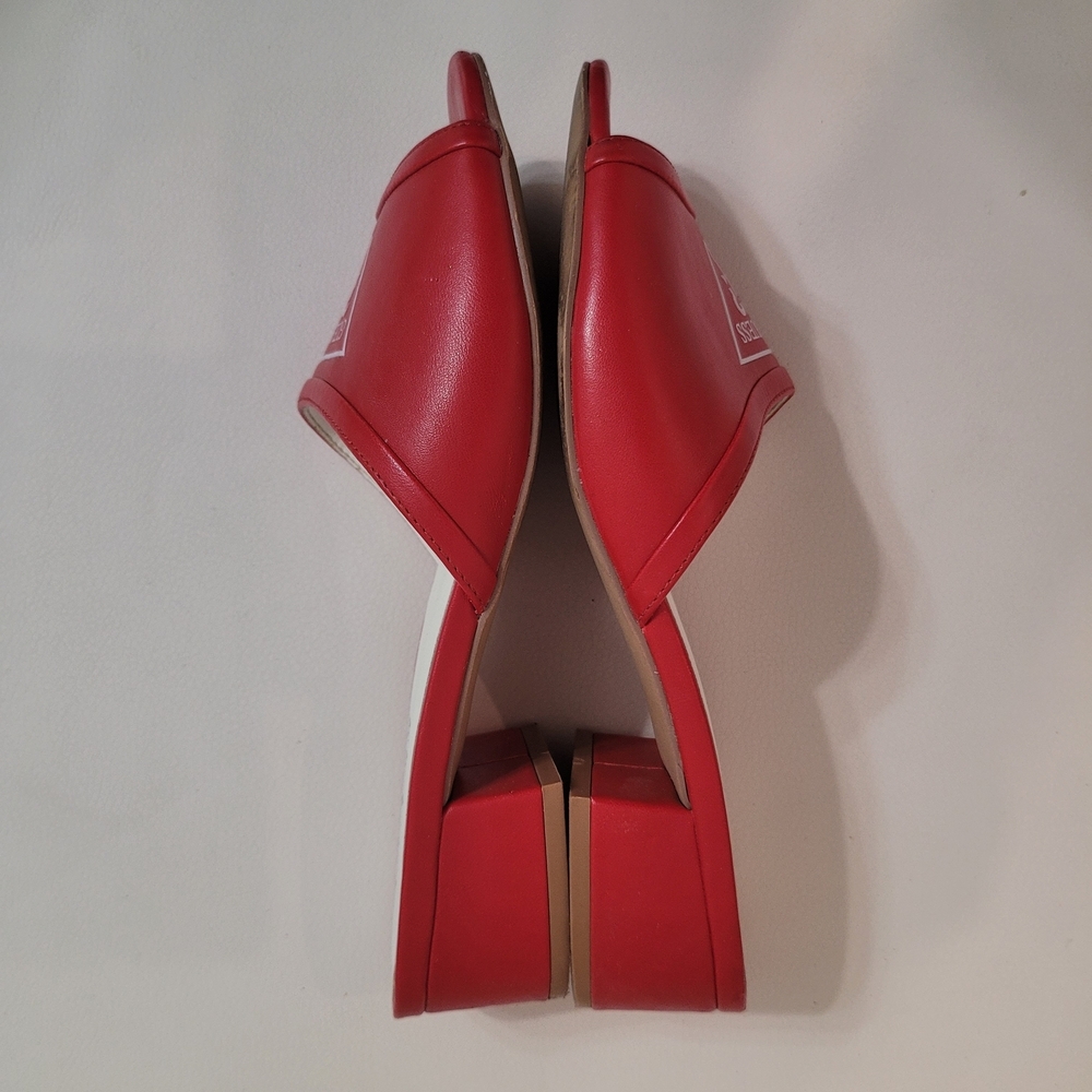 Guess Women's Red Slide Sandals Size 7/38 - Picture 5 of 10